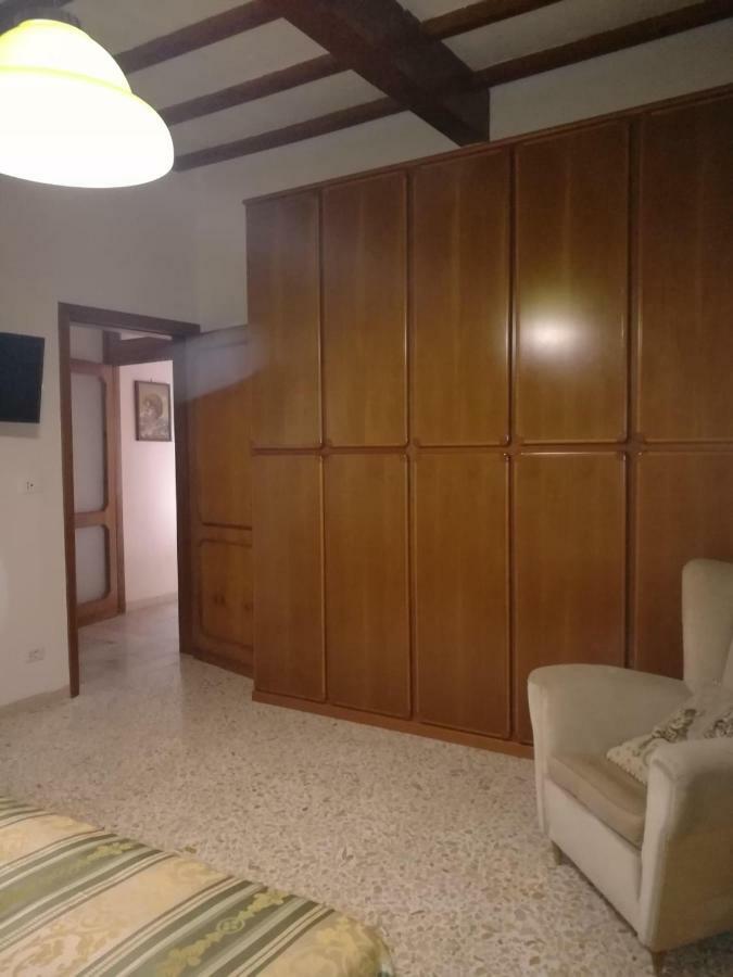 Apartamento La Terrazza Chiusi Exterior foto